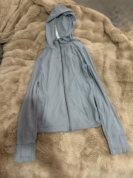 Lululemon hooded define jacket - Picture 2 of 4